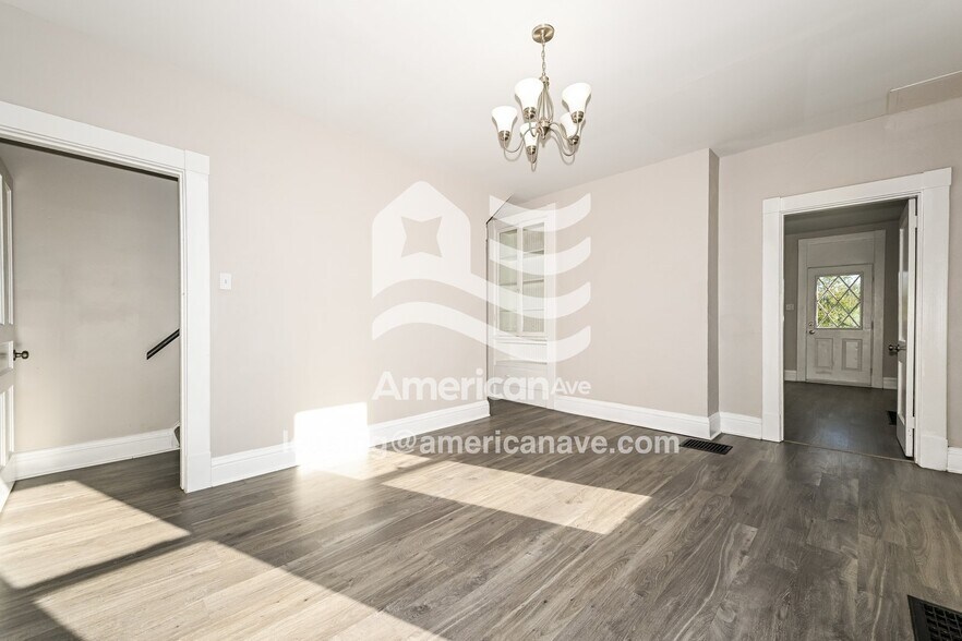 Building Photo - 303 Shady Ave