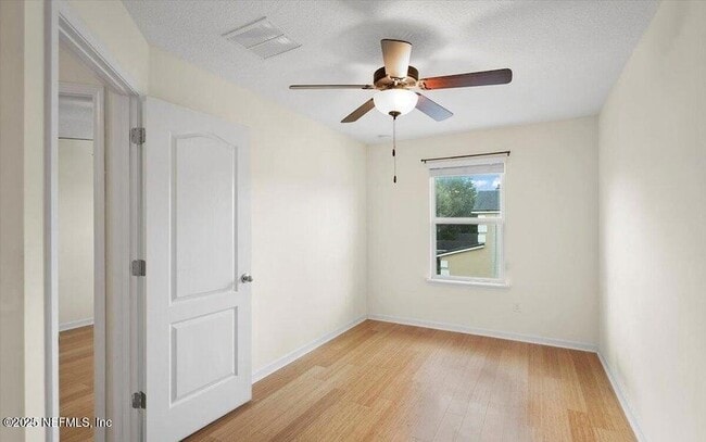 Building Photo - 612 Wishing Wy