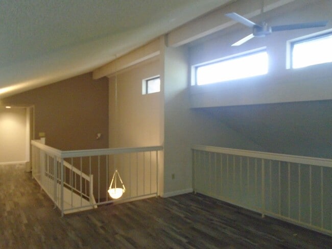 Building Photo - GATED COMMUNITY !!! MOVE IN SPECIAL!! $299...
