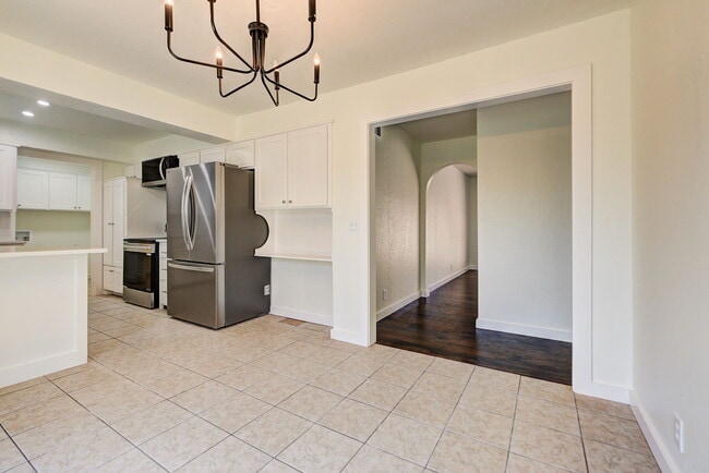 Building Photo - 8229 NW 115th St