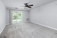 Building Photo - 1122 Tristram Cir
