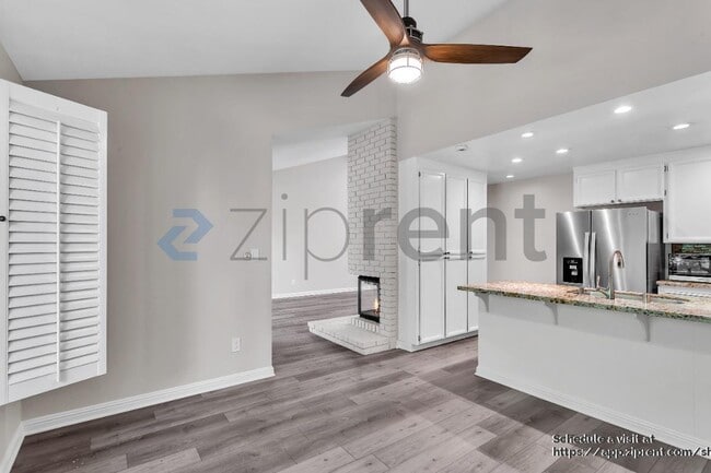 Building Photo - 135 Southwind Dr