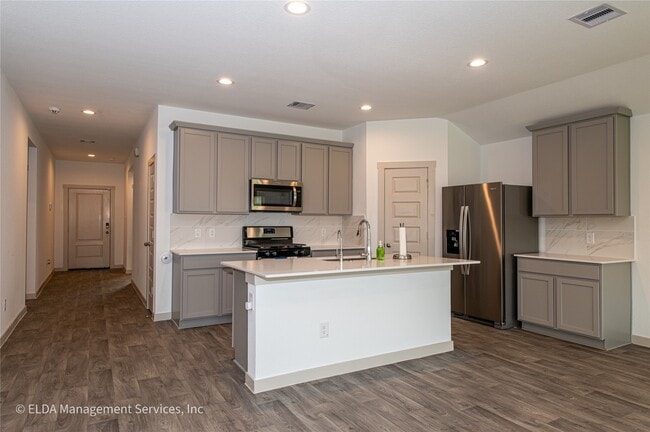 Building Photo - 8038 Brahman Ln