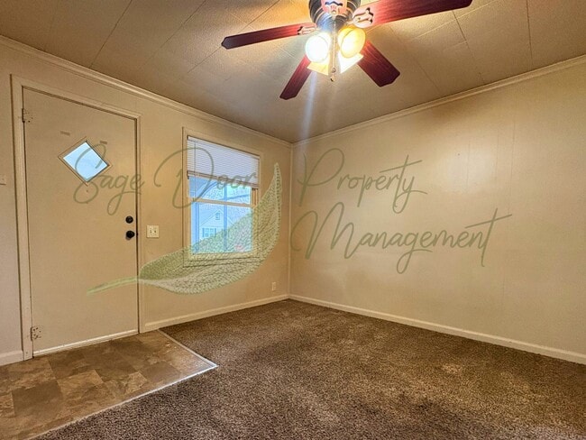 Building Photo - TWO BEDROOM HOME IN INDEPENDENCE!!!