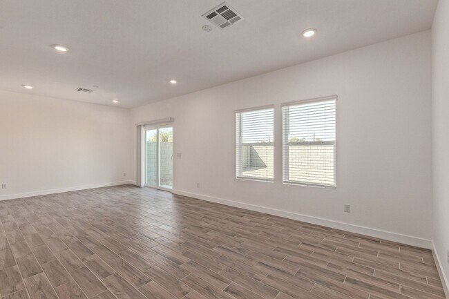 Building Photo - Brand New Home For Rent!