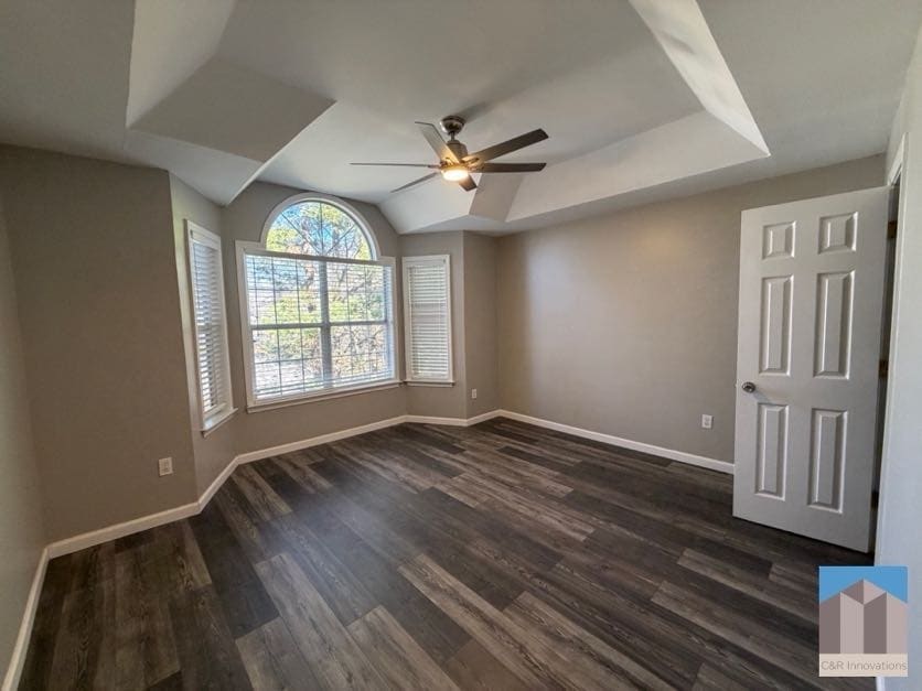 Building Photo - 133 McGill Park Ave NE