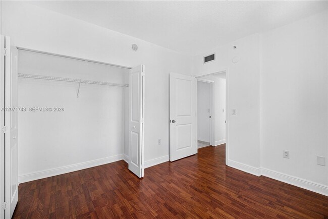 Building Photo - 1250 S Miami Ave