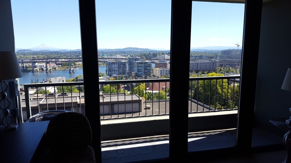 balcony - 111 SW Harrison St