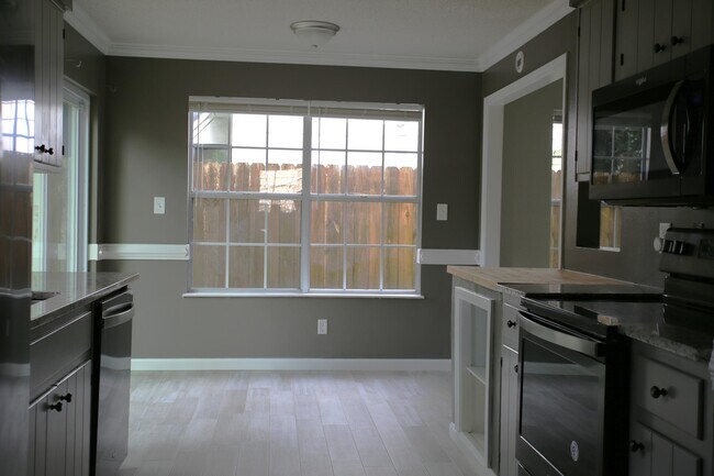 Building Photo - 2521 Georgetown Ln