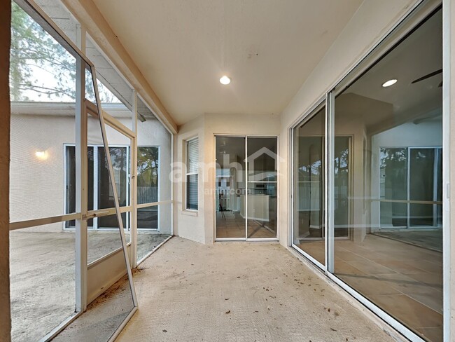 Building Photo - 18119 Heron Walk Dr