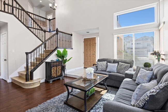 Building Photo - 3718 Via Las Villas