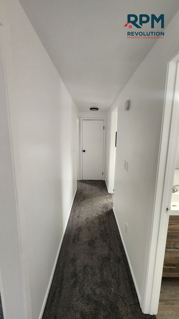 Primary Photo - 3 BEDROOM UNIT IN WASHINGTON TERRACE