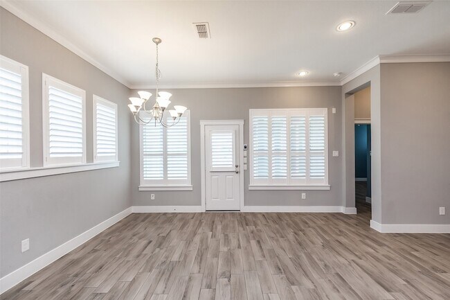 Building Photo - 18506 Gunda Heights Dr