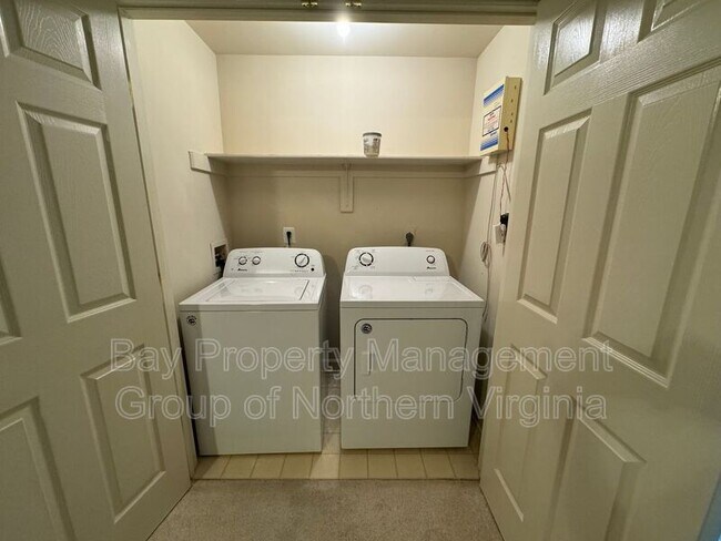 Building Photo - 14004 Madrigal Dr