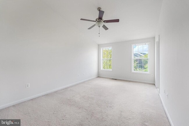 Building Photo - 43190 Loudoun Reserve Dr