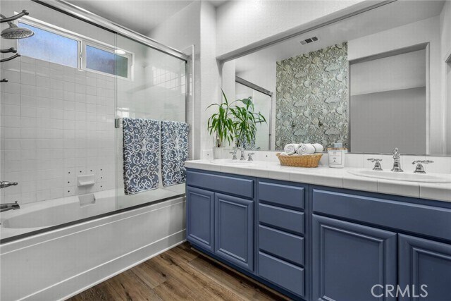 Building Photo - 154 Via Katrina