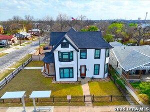 Building Photo - 630 E Carson St