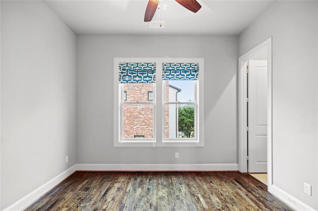 Building Photo - 660 S Pearl Expy
