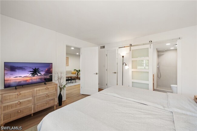 Building Photo - 501 Forest Lakes Blvd