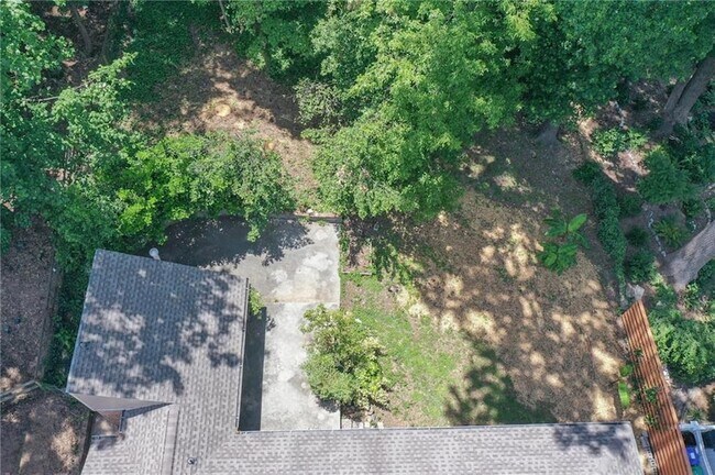 Building Photo - 1112 Franklin Cir NE