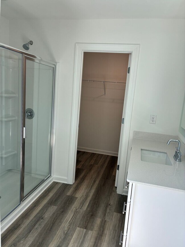 Building Photo - BRAND NEW SINGLE FAMILY HOME IN LOGANVILLE