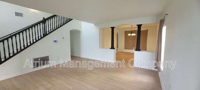 Building Photo - 222 Grouper Ct