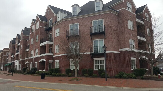 Building Photo - 2 bedroom/ 2 bathroom- Bennington on the Park