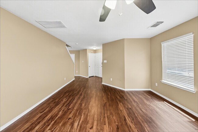Building Photo - 12702 Rio Quatro Dr