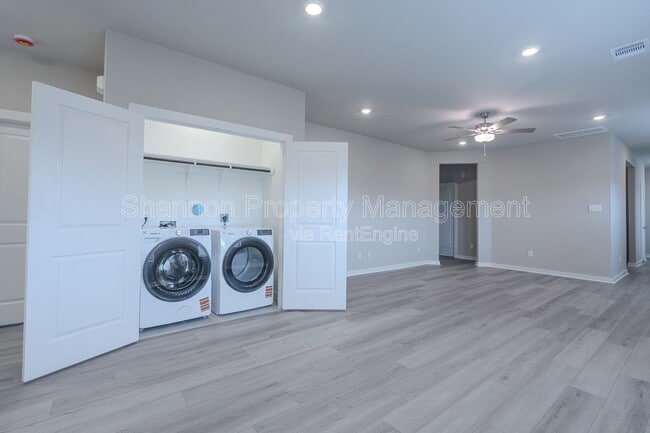 Building Photo - 13323 Prado Rdg Ln
