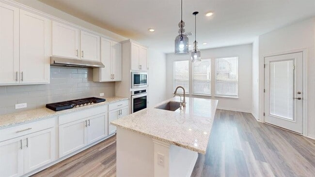 Building Photo - 404 Ashby Dr