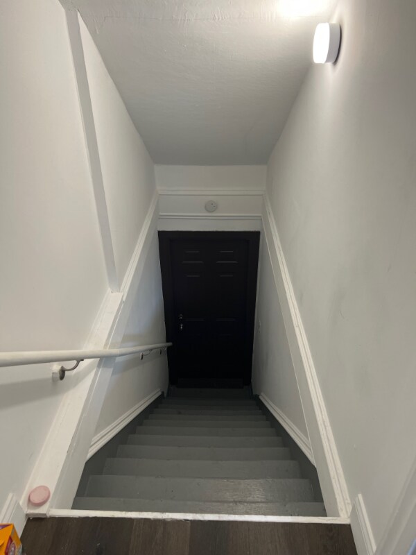 Building Photo - 2226 N 72nd Ct
