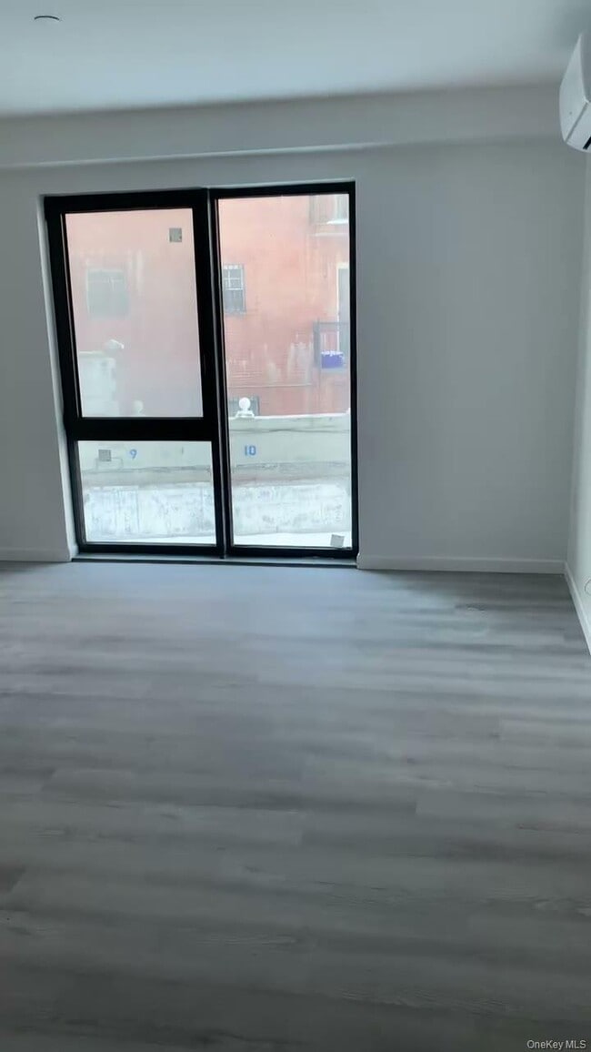 Building Photo - 70-40 45th Ave