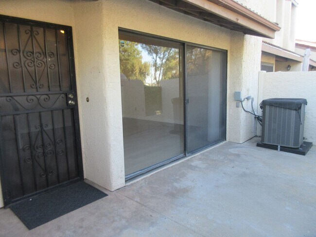 Building Photo - Duggan Property Management, Inc presents this 3BR +2.5 bath in Encino Village Townhomes