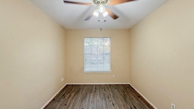 Building Photo - 17326 Harmony Hill Dr