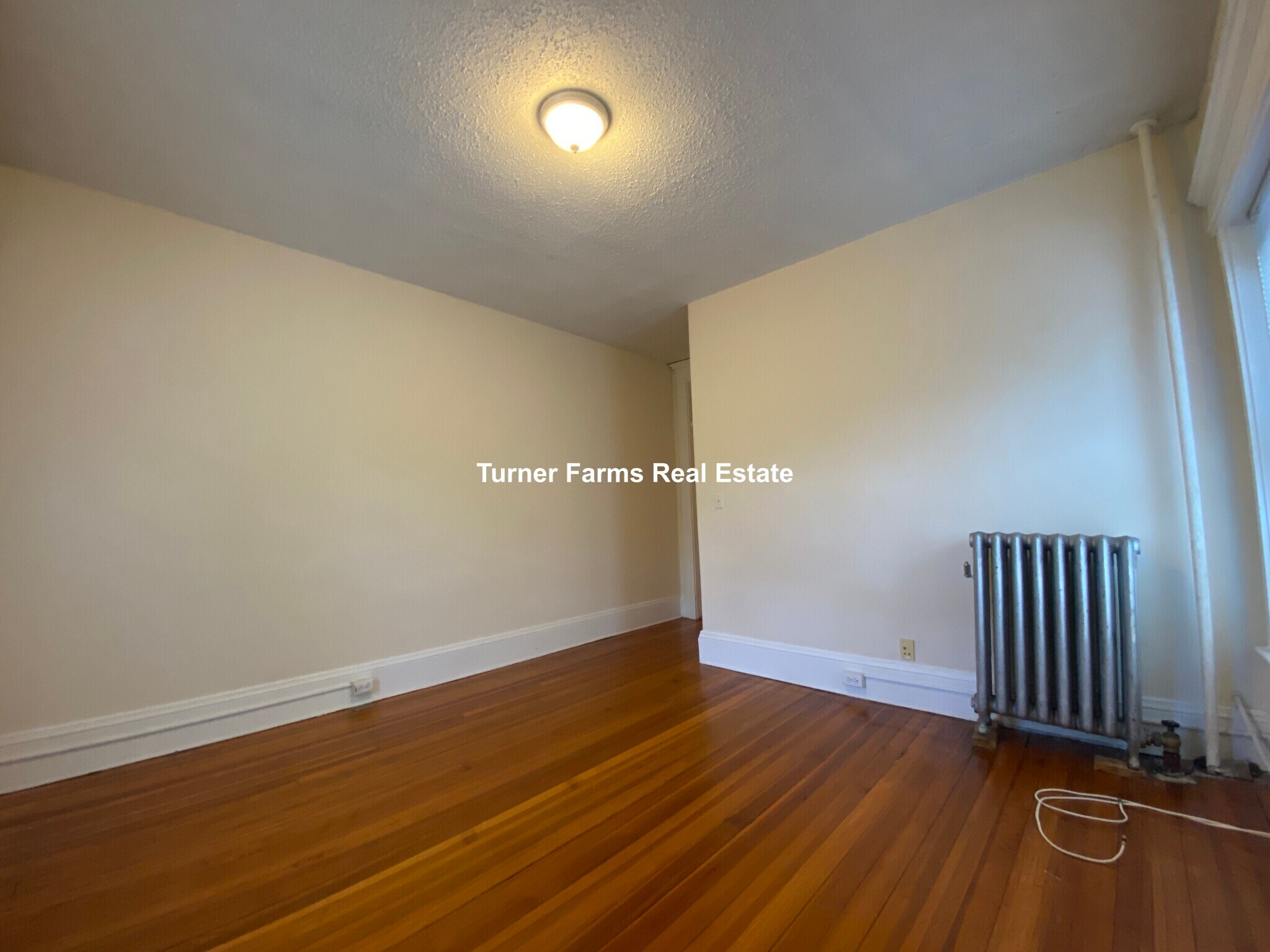 Building Photo - 1382A Beacon St