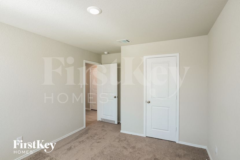 Building Photo - 14914 Watson Mill