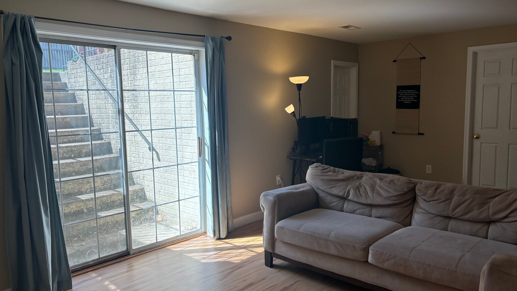 Building Photo - 5 Aylor Ct