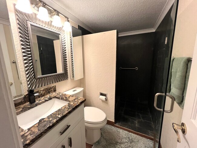 Building Photo - 3580 S Ocean Blvd