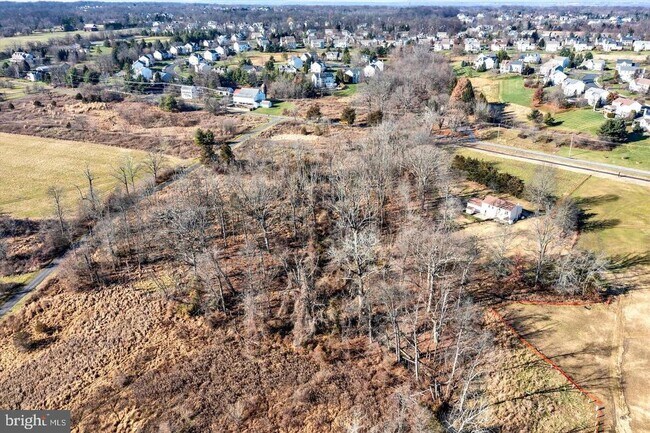 Building Photo - 5400 Curly Hill Rd
