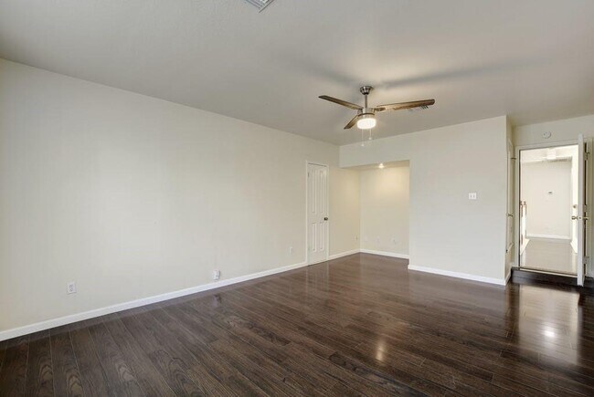 Building Photo - 6512 Walebridge Ln