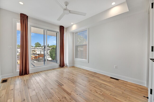 Building Photo - 1310 Spring Rd NW
