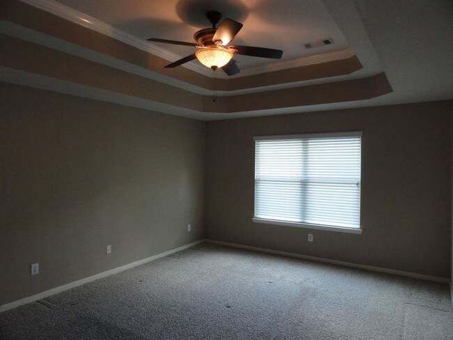 Building Photo - 6310 Canyon Chase Dr