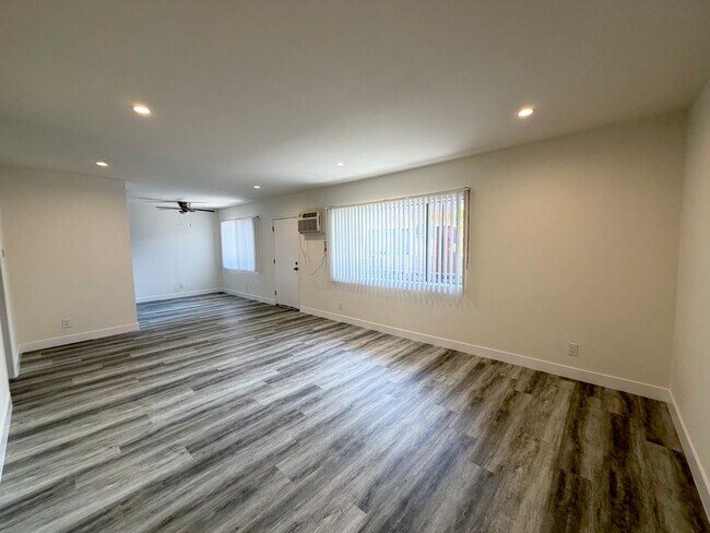 Interior Photo - lan8145