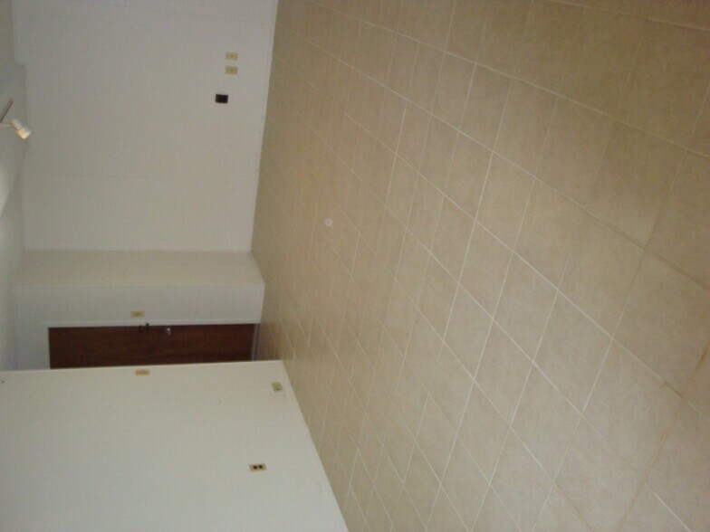 Building Photo - 3 Camelot Dr