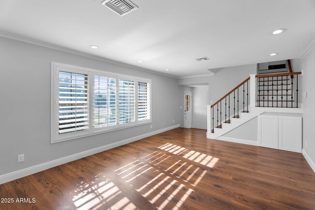 Building Photo - 2542 W Nopal Ave