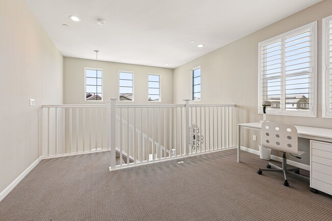 Building Photo - 271 Alboran Sea Cir