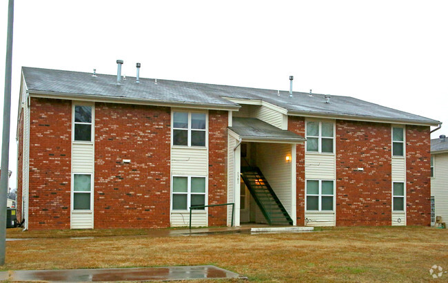 Building Photo - New Lake Village Apartments