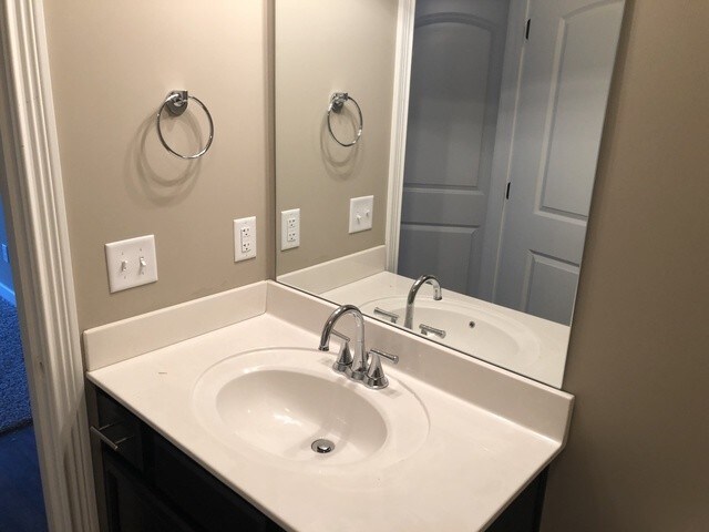Building Photo - 5863 Otte Court