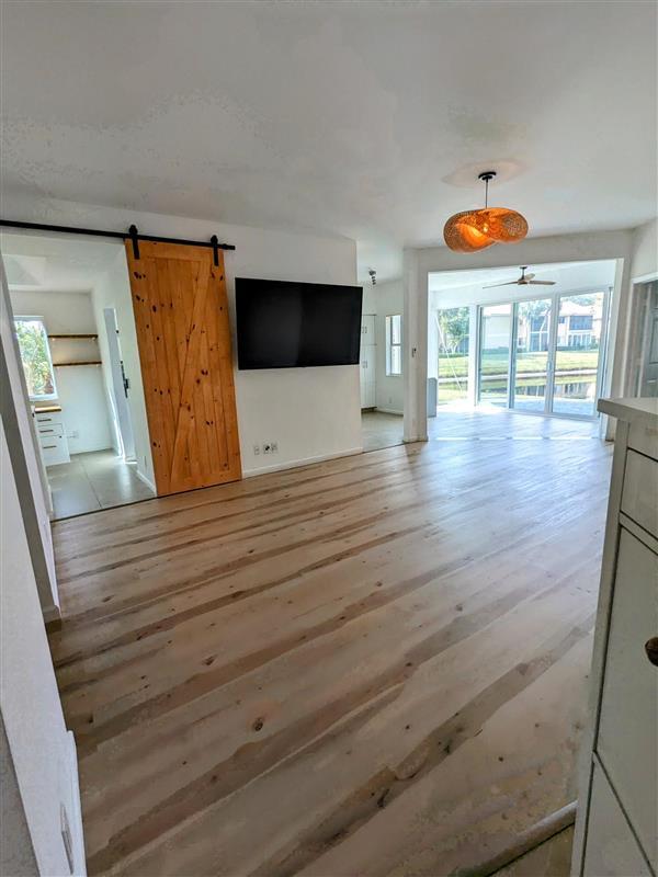 Building Photo - 23061 Aqua Vw