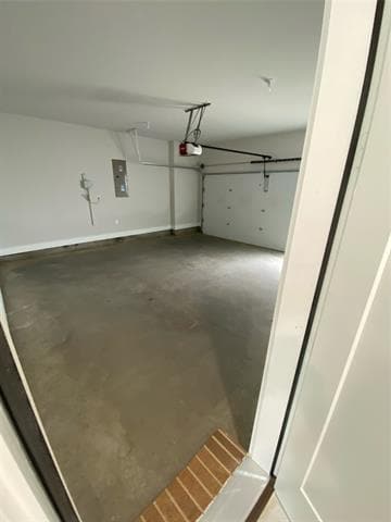 Building Photo - 2654 Carolwood Ln